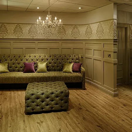 Hotell The Millrace Leisure Club &